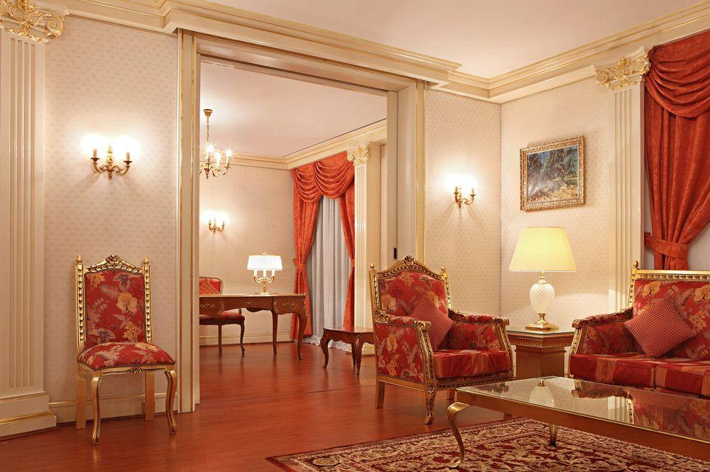 Le Meridien Медина Экстерьер фото A suite at the hotel