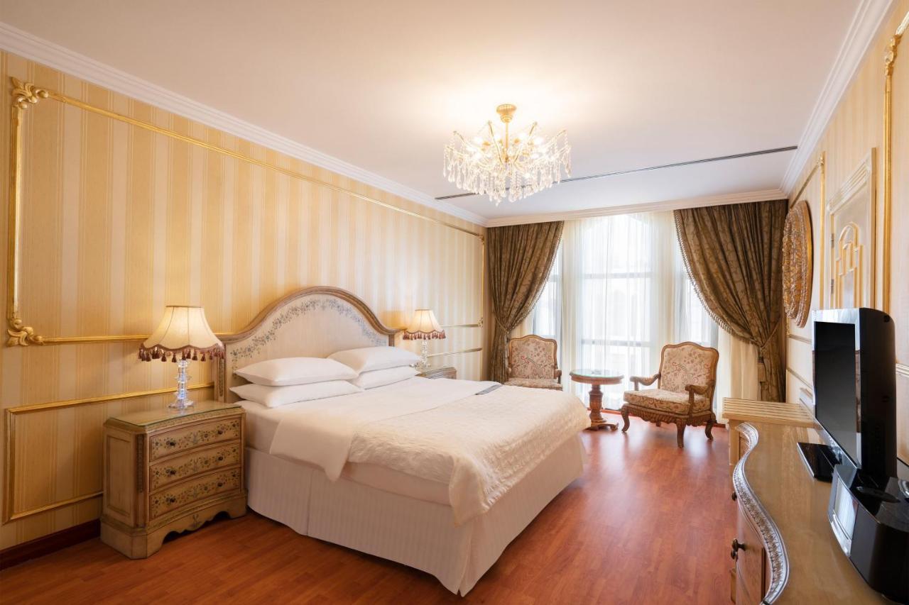 Le Meridien Медина Экстерьер фото A bedroom in the hotel